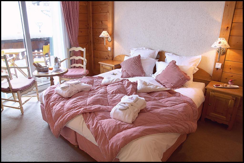 Chalet-Hotel La Marmotte, La Tapiaz & Spa, The Originals Relais Les Gets Room photo